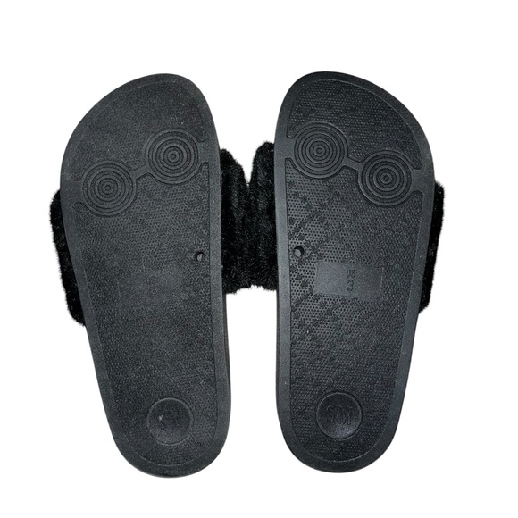 STEVE MADDEN SOFTEY SLIDES FAUX FURNSANDALS SIZE 3 - Picture 4 of 6